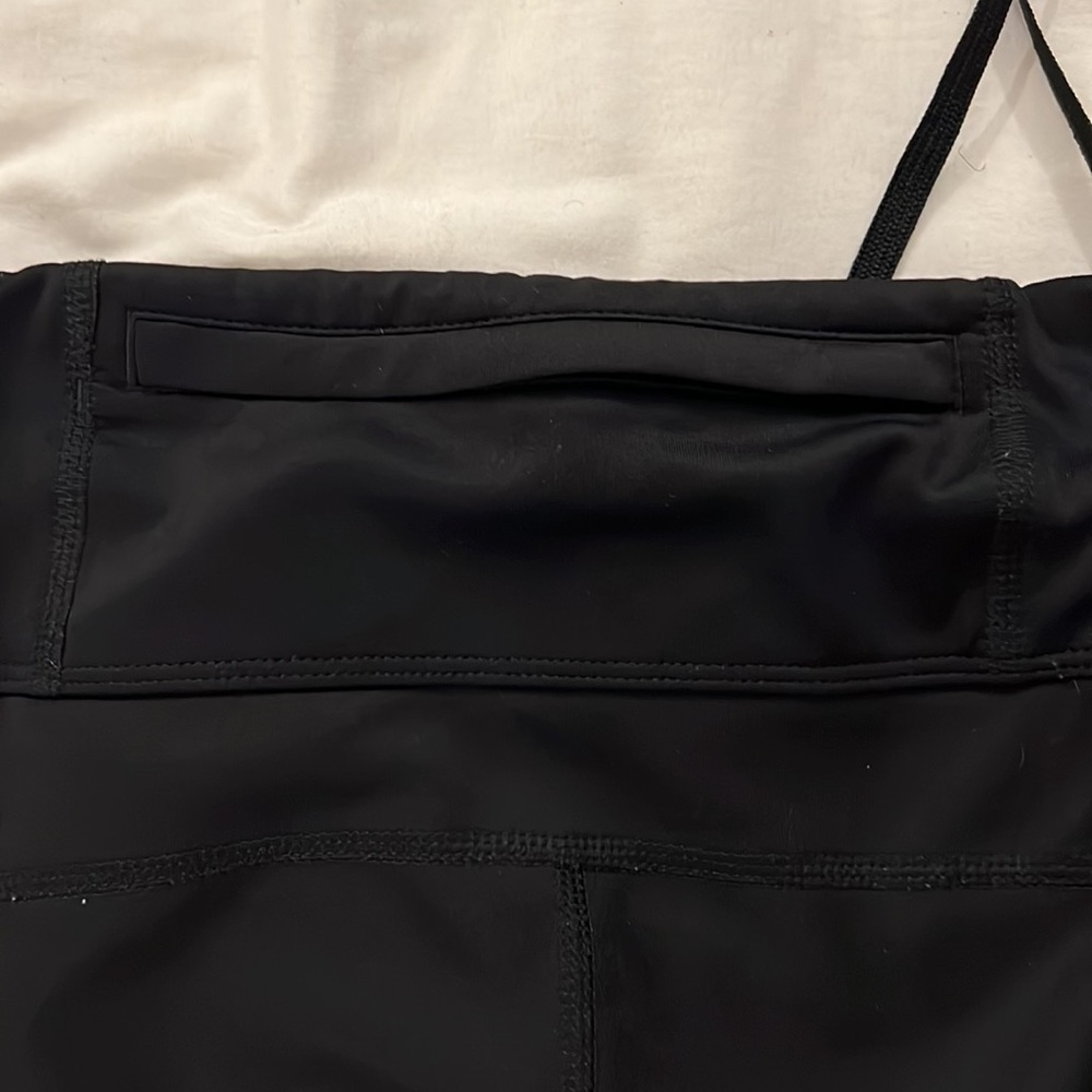Adidas Running aeroready yoga capris black medium mesh EUC - Picture 7 of 7